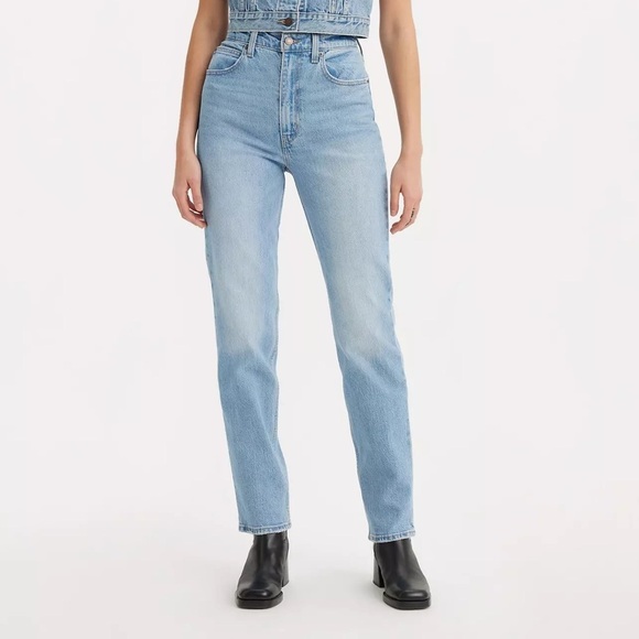 Levi's Denim - Levi’s 70s High Slim Straight Jeans Light Wash Size 27